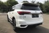 Toyota Fortuner 2.4 VRZ AT 2021 Putih 4