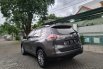 Nissan X-Trail 2.5 CVT 2015 Abu-abu 6