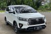 Toyota Innova Venturer DIESEL MATIC 2021 Putih Istimewa sekali KM Low PASTI SUKA BGT GRESS JAMIN 1