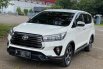 Toyota Innova Venturer DIESEL MATIC 2021 Putih Istimewa sekali KM Low PASTI SUKA BGT GRESS JAMIN 2