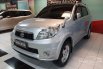 Mobil Toyota Rush 2011 G dijual, Jawa Timur 12