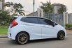 Honda Jazz RS Tahun 2016 Putih 2