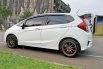 Honda Jazz RS Tahun 2016 Putih 3