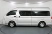 Toyota Hiace Commuter 2.5 MT 2015 Silver 5