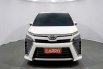 Toyota Voxy 2.0 AT 2019 Putih 1