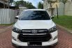 Mobil Toyota Venturer 2018 2.0 Q A/T terbaik di Banten 1