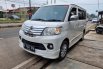 Jual mobil bekas murah Daihatsu Luxio X 2016 di Jawa Barat 4