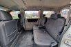 Jual mobil bekas murah Daihatsu Luxio X 2016 di Jawa Barat 8
