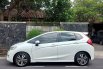 Jual Mobil Bekas, Promo Honda Jazz RS CVT 2017 Putih 4