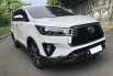 Toyota Venturer 2.4 A/T DSL 2021 Putih 7