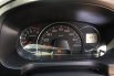 Jual Mobil Bekas. Promo Daihatsu Ayla 1.0L D MT 2017 Abu-abu 4