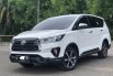 Toyota Innova Venturer 2021 Putih 2