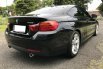 BMW 4 Series 435i Coupe AT 2015 Hitam 3