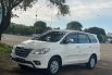 Toyota Kijang Innova G manual Bensin 2013 Putih TERAWAT SEKALI  JAMIN SUKA BUKTIIN DP TERJANGKAU 1