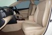 Toyota Camry 2.5 V 2012 8