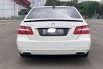 Mercedes-Benz E-Class E 300 2012 Putih 3