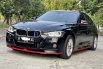 BMW 3 Series 320i 2017 Hitam 1