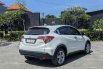 Mobil Honda HR-V 2017 E terbaik di Bali 5