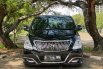 Hyundai H-1 2.5 SOLAR Royale AT 2017 Hitam KM LOW TERAWAT SERVICE RECORD TDP TERJANGKAU Buktiin 1