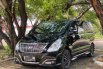 Hyundai H-1 2.5 SOLAR Royale AT 2017 Hitam KM LOW TERAWAT SERVICE RECORD TDP TERJANGKAU Buktiin 2