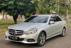 Mercedes-Benz E-Class E 200 Edition plus AT 2016 Silver KM LOW BGT SIAP PAKAI TERAWAT TDP TERJANGKAU 3