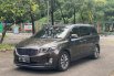 Kia Grand Sedona Ultimate matic 2017 Coklat TERAWAT SEKALI SIAP PAKAI BUKTIIN LANGSUNG GRESS JAMIN 1