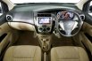 Nissan Grand Livina 1.5 XV MT 2016 Merah 8