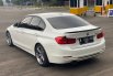 BMW 3 Series 328i AT 2014 Putih ISTIMEWA SEKALI Gress JAMIN SUKA BGT BUKTIIN LANGSUNG Sangat TERAWAT 5