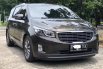 Kia Grand Sedona Ultimate 2017 Coklat 2