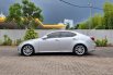 Lexus IS300 Automatic Silver  4