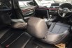 BMW 320i SPORT AT HITAM 2017 6