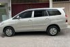 Jual Toyota Kijang Innova E 2013 harga murah di Sumatra Utara 4