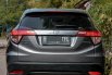 Honda HR-V E Limited Edition 2015 Abu-abu hitam 5