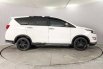 Mobil Toyota Venturer 2017 terbaik di Jawa Barat 1