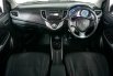 Suzuki Baleno Hatchback M/T 2017 Merah 7