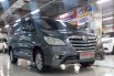 Mobil Toyota Kijang Innova 2014 V Luxury dijual, Jawa Timur 11