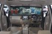 Mobil Toyota Kijang Innova 2014 V Luxury dijual, Jawa Timur 7