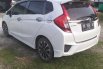 Honda Jazz RS CVT 1.5 AT 2017 Putih 6