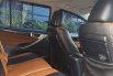 Toyota Kijang Innova V 2017 Hitam Matic 10