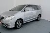 Toyota Kijang Innova V Luxury A/T Gasoline 2015 Silver 3