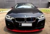 BMW 320i Sport AT Hitam 2017 1