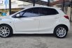 Mazda 2 1.5 V HB AT 2013 / 2014 White On Black Mulus Low KM TDP 27Jt 11