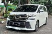 Toyota Vellfire 2015 DKI Jakarta dijual dengan harga termurah 8