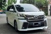 Toyota Vellfire 2015 DKI Jakarta dijual dengan harga termurah 10