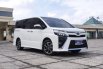 Mobil Toyota Voxy 2018 terbaik di DKI Jakarta 20