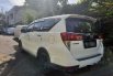 Mobil Toyota Venturer 2017 terbaik di Jawa Timur 2