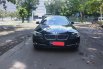 BMW 5 Series 528i 2013 Hitam 2