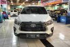 Jual mobil bekas murah Toyota Venturer 2021 di Jawa Timur 4