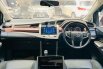Toyota Kijang Innova V A/T Gasoline 2021 8