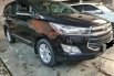 Toyota Innova V 2.0 bensin AT ( Matic ) 2017 Hitam Km 93rban Siap pakai pajak panjang 2023 2